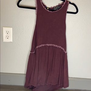 Maroon tank